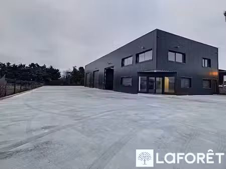 location locaux professionnels 0 pièces à saint-ouen-de-thouberville (27310)  4 200 €