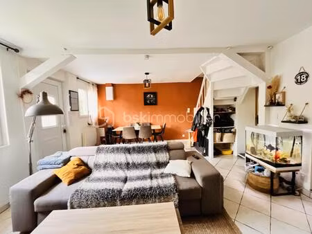 maison de 57 m² à saint-laurent-de-brevedent
