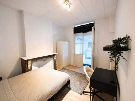 chambre meublée avec salle de bain - 645-665€/mois + charges