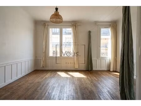charmant appartement dans un immeuble en briques rouges des années 1930 / 5 rue maillard —
