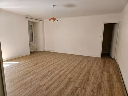 location appartement 5 pièces 100 m² à quintin (22800)