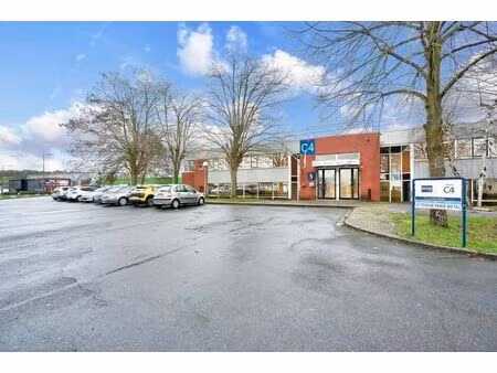 location local d’activités saint thibault des vignes 77400 2003m²