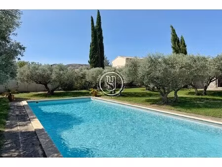 villa eygalières - 6 chambres - 284m²