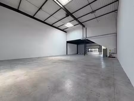 location local d’activités lieusaint 77127 521m²