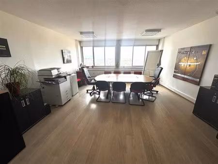 location bureau mulhouse 91 m²