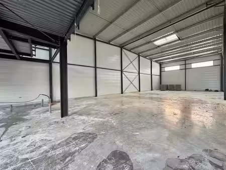 location local d’activités viarmes 95270 425m²