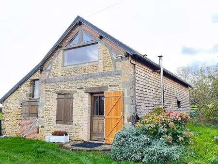 maison de campagne avec dépendance sur terrain de 6000 m²