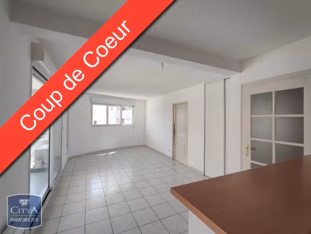 appartement à louer 2 pièces 44.55 m² - nîmes (30) - 624€