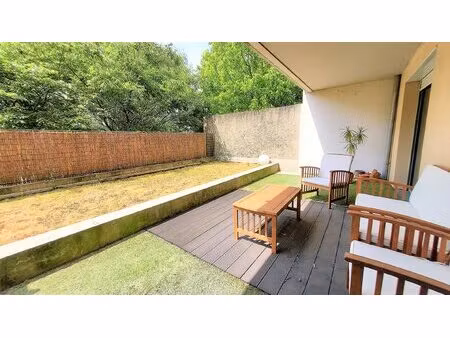 appartement t3 avec terrasse et jardin en rdc - garage et parking - cornebarrieu