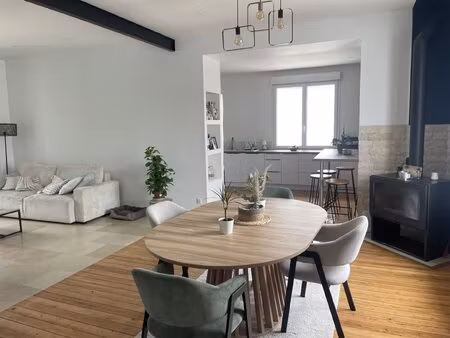 grande maison sur un parc de 1500m2.