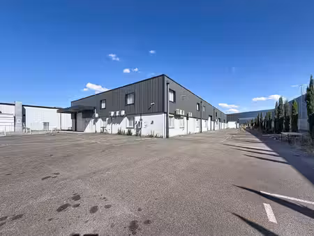 plaisance du touch  local de 1800 m².