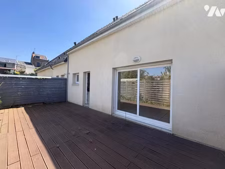 location maison 4 pièces 90.39 m² à amiens (80000)  850 €