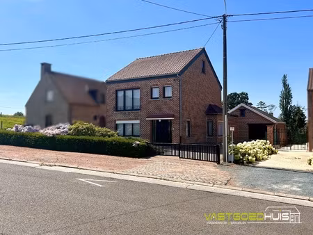 huis te koop in roosdaal met 3 slaapkamers