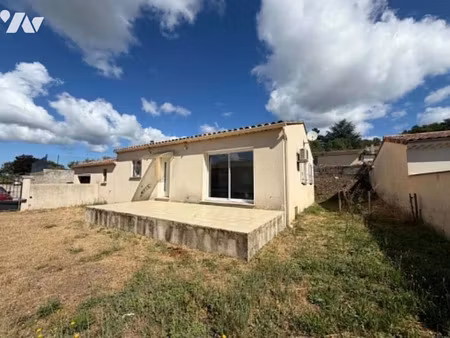 location maison 4 pièces 90 m² à saint-martin-d'ardèche (07700)  905 €