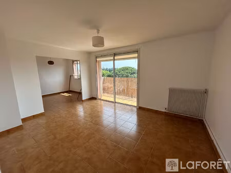 saint raphael proche frejus location appartement t3 cave