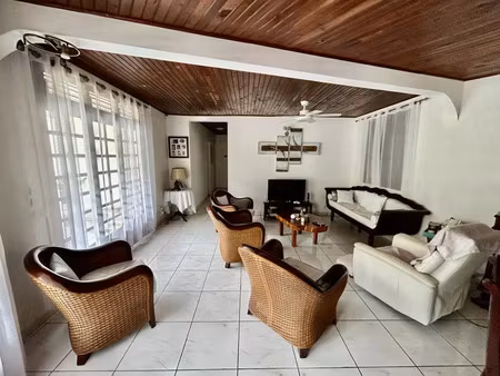vente maison 5 pièces 131 m² fort-de-france (97200)