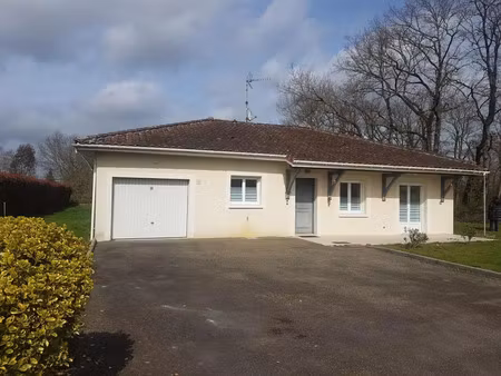 location maison 4 pièces 95 m² à aire-sur-l’adour (40800)