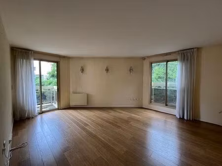 appartement de luxe de 1 chambres en location à nation-picpus  gare de lyon  bercy  paris 
