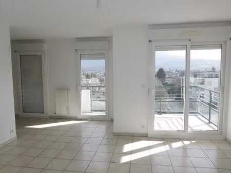 location appartement 4 pièces 82m² la motte servolex 73290