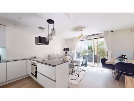rare aux lilas - rez-de-jardin d'esprit maison en face du parc lucie aubrac - metro 2 min