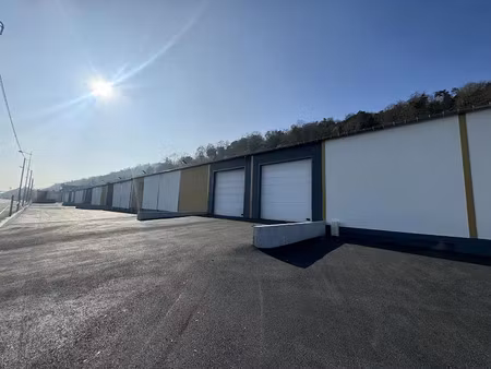 vente locaux professionnels 825 m² à canteleu (76380)  420 000 €