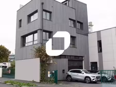 location bureaux 105 m²