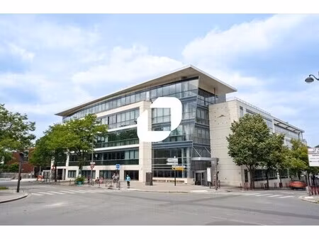 location bureaux 348 m² à 2 114 m²