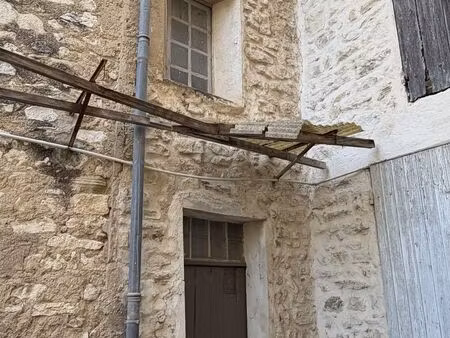 maison de village à éguilles (13510)