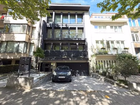 appartement te huur in laken met 2 slaapkamers