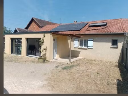 sur la commune d' aoste  à vendre une maison de plain pied de 1
