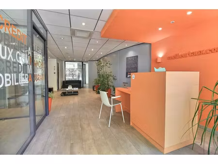 location commerce 91 m² à lavaur (81500)
