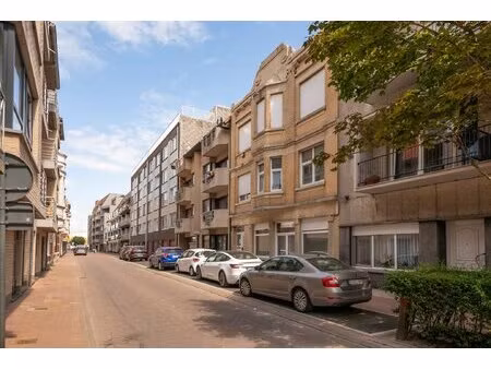 appartement te koop in bredene met 1 slaapkamer