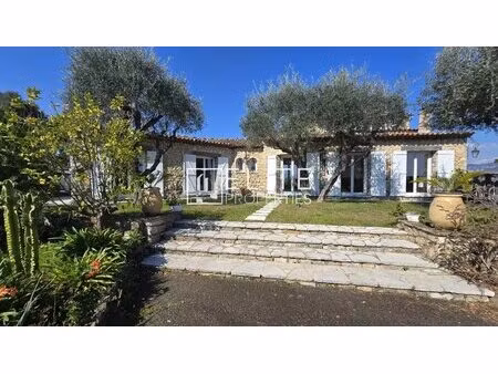 villa 7 pieces 180m² vue degagee tanneron