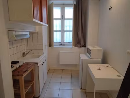 location meublée appartement 1 pièce 11.21 m² à bordeaux (33000)  451 €