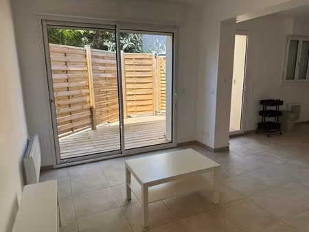 location meublée appartement 1 pièce 27.66 m² à bordeaux (33000)  693 €