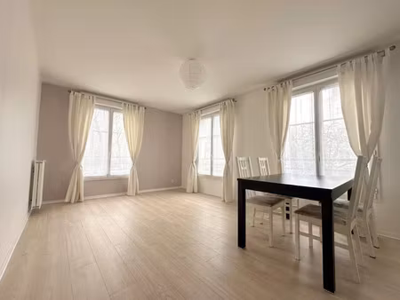 location appartement 3 pièces 54.95 m² à bussy-saint-georges (77600)  1 013 €