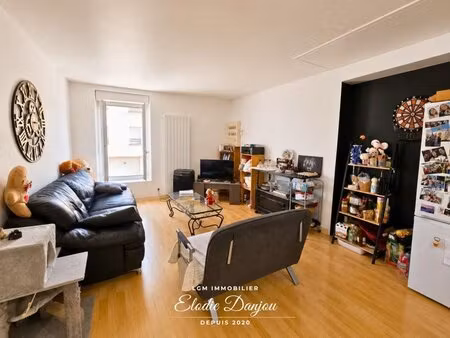 ensemble murs commerciaux + appartement et dépendances - aux portes de châteaudun