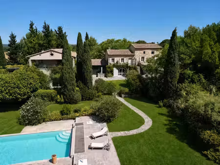 vente maison 12 pièces 375 m² à uzès (30700)  1 850 000 €