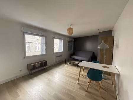 proche centre ville studio lumineux