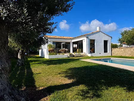vente maison 4 pièces 152 m² à sainte-marie-de-ré (17740)  1 995 000 €