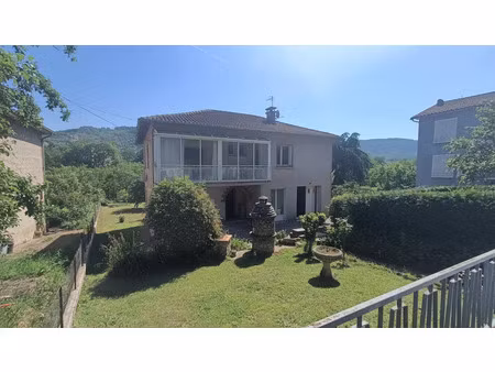 vente maison 5 pièces 121.6 m² à saint-affrique (12400)  198 000 €