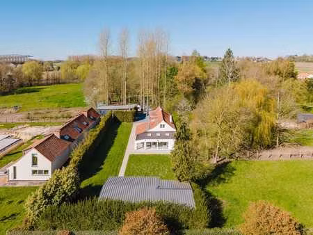 villa de campagne avec parc privé à asse