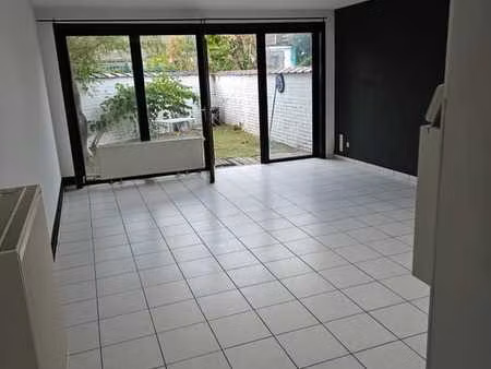 appartement 1 ch. lumineux avec jardin à uccle