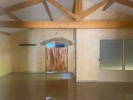 location maison à chessy (69380) : à louer / 142m² chessy