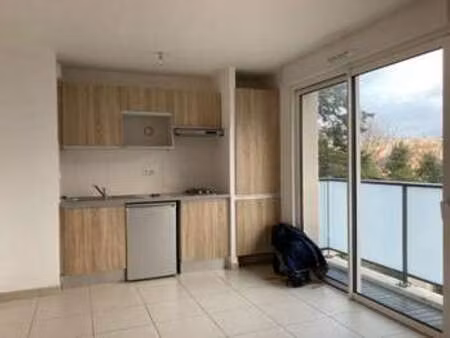 location appartement 2 pièces à nantes saint-donatien (44000) : à louer 2 pièces / 31m² na