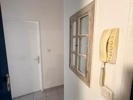location appartement 2 pièces 42 m² à évry-courcouronnes (91080)