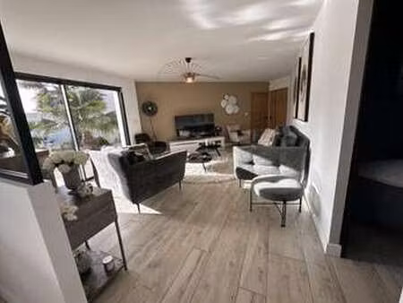 vente maison viager à saint-xandre (17138) : à vendre viager / 134m² saint-xandre