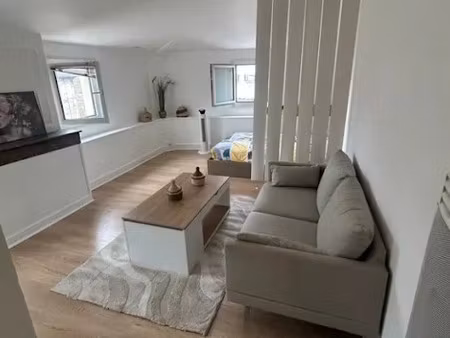 location appartement 1 pièce à bordeaux (33000)  720 €