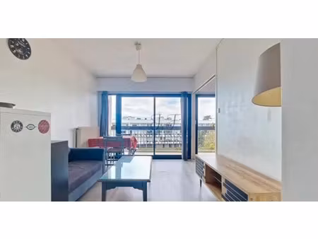 location appartement 1 pièce à talence (33400)  700 €