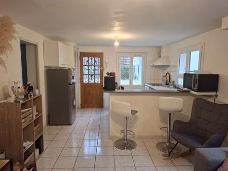 location appartement 2 pièces 43 m² à choisy-le-roi (94600)  890 €